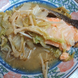 鮭と白菜の味噌煮